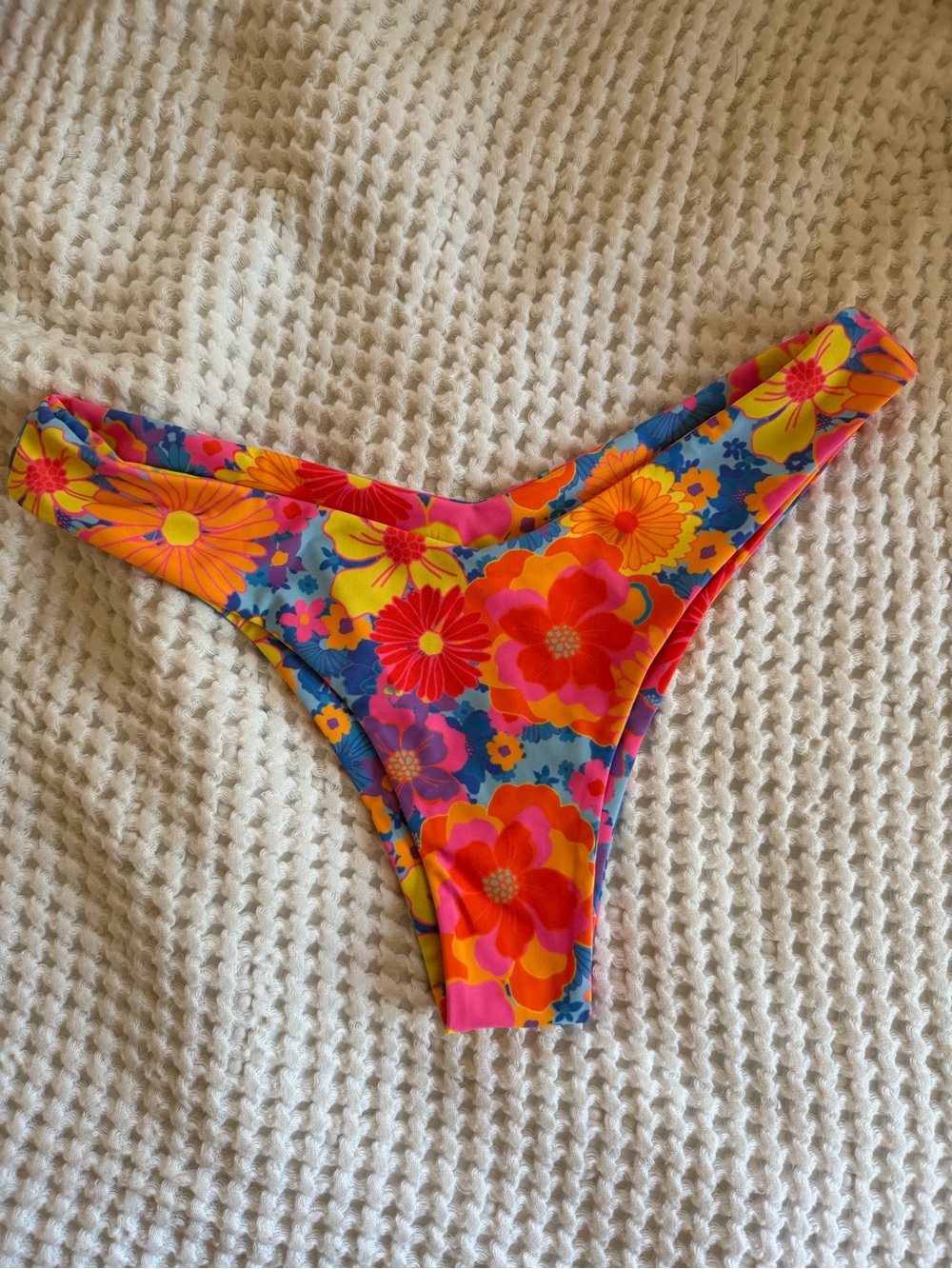 Kulani Kinis Bottom
